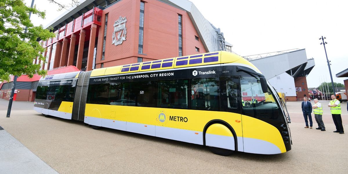 0_Steve-RotheramMayor-of-the-Liverpool-City-Regionwith-the-Glider-Future-Rapid-Transit-Buson-displa.jpeg