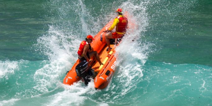 bondi_lifesavers.jpg
