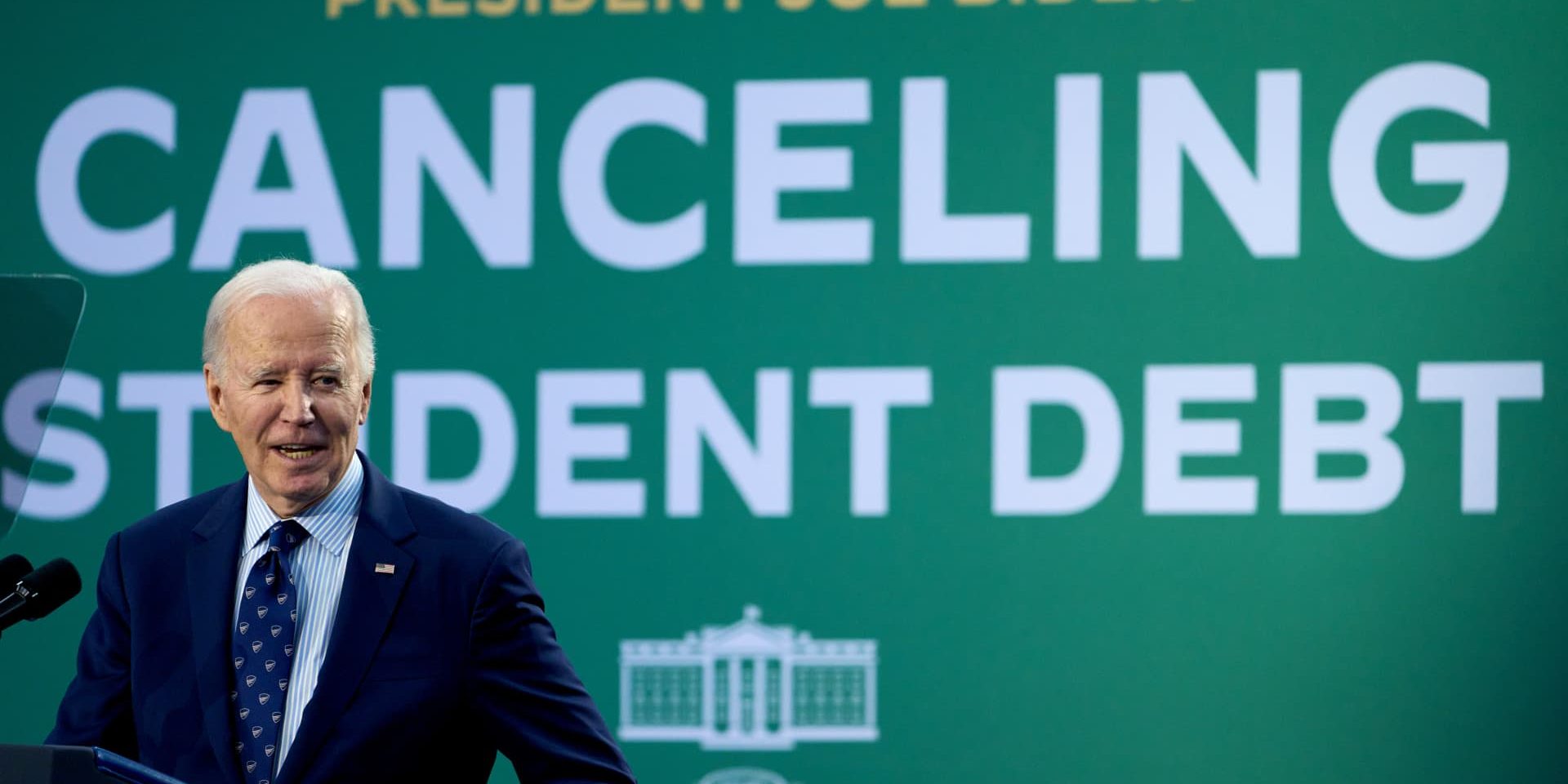 108076426-1734367273566-gettyimages-2141953551-BIDEN_STUDENT_LOAN.jpeg