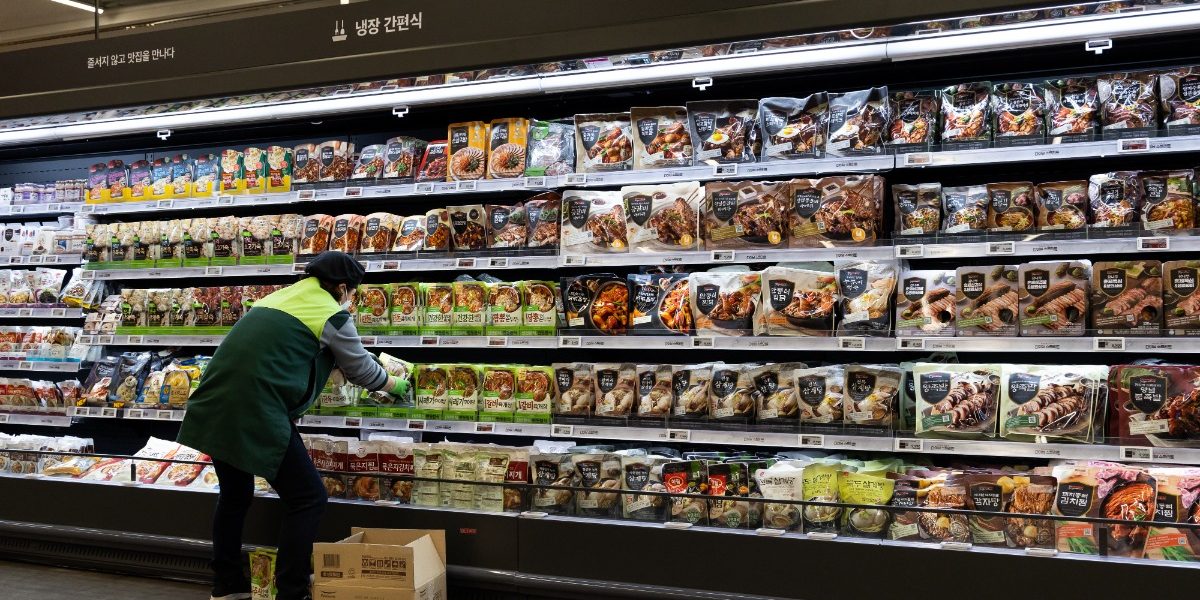MBK-Partners-selling-Homeplus_Bloomberg_20250613220711_Bloomberg.jpg