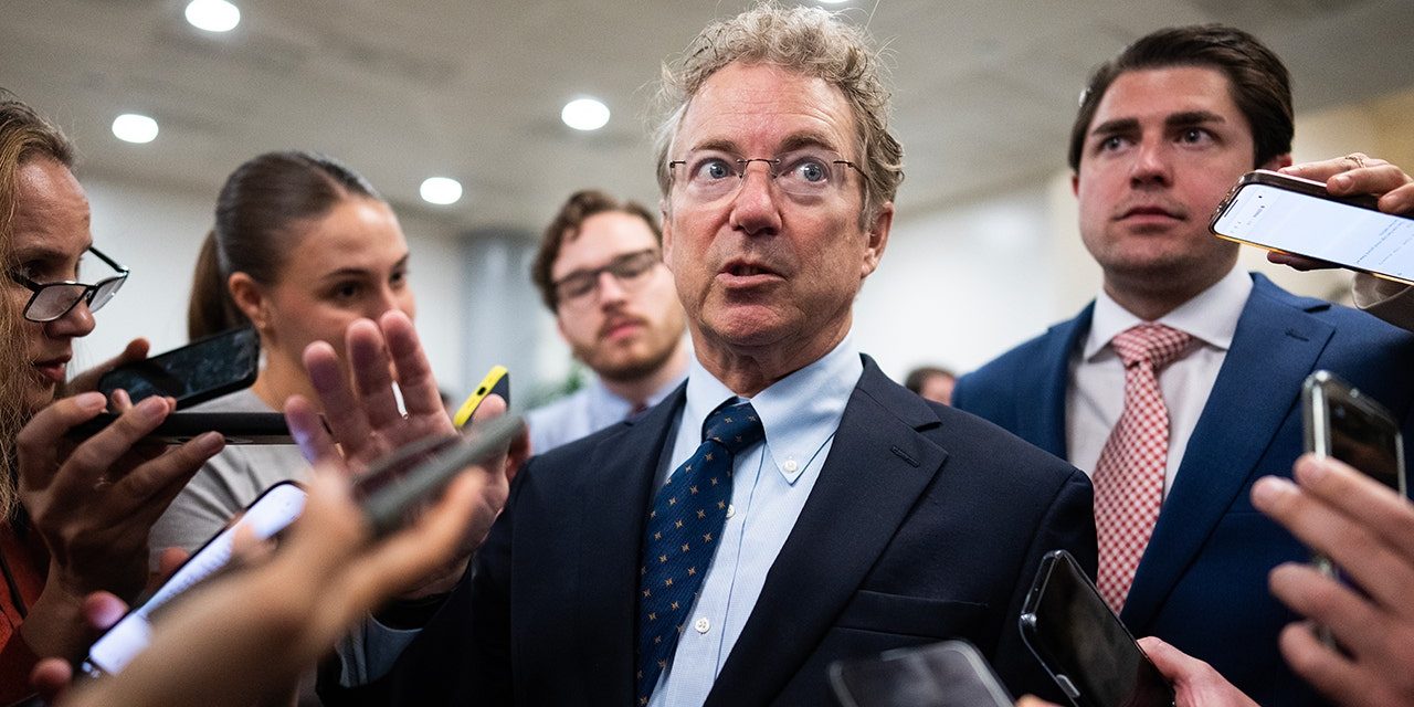 rand-paul-reporters.jpg