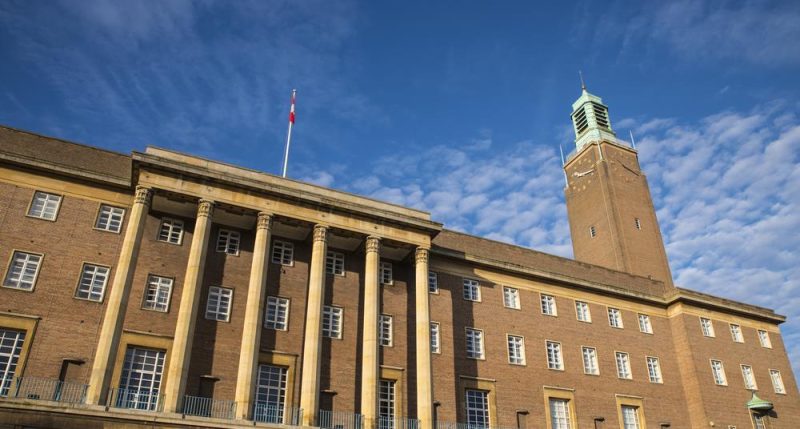 2007106_norwichcityhall2_565732.jpg