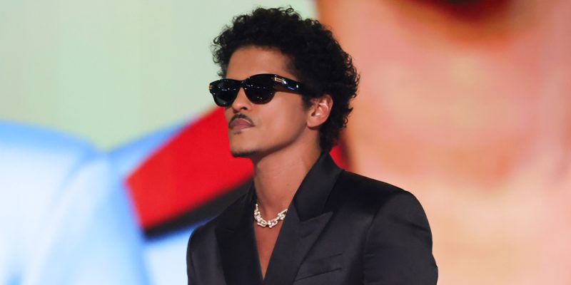 bruno-mars-debt-rumors-joke-blackpink-social.jpg