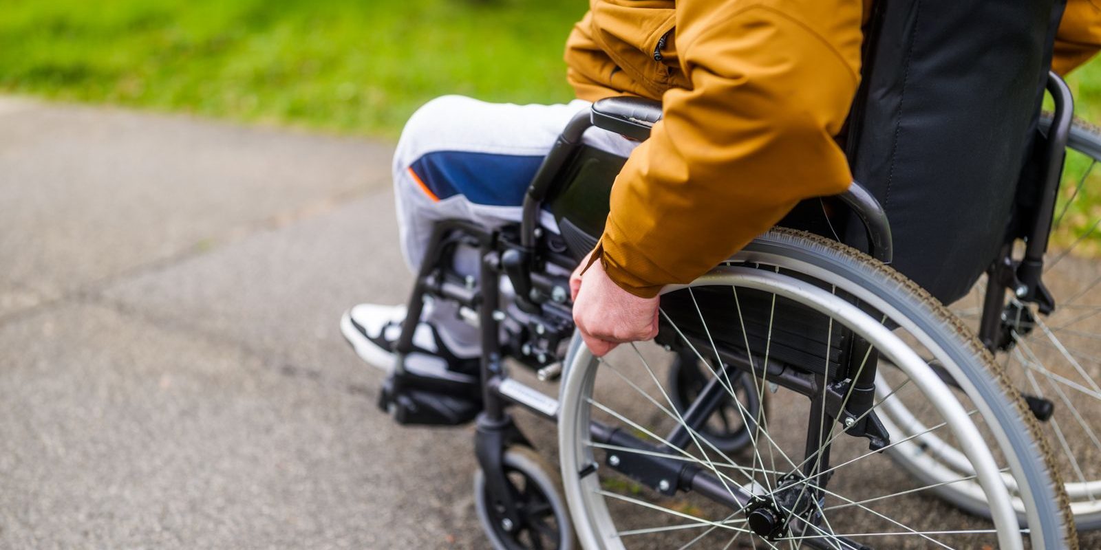 skynews-wheelchair-park_6953416.jpg